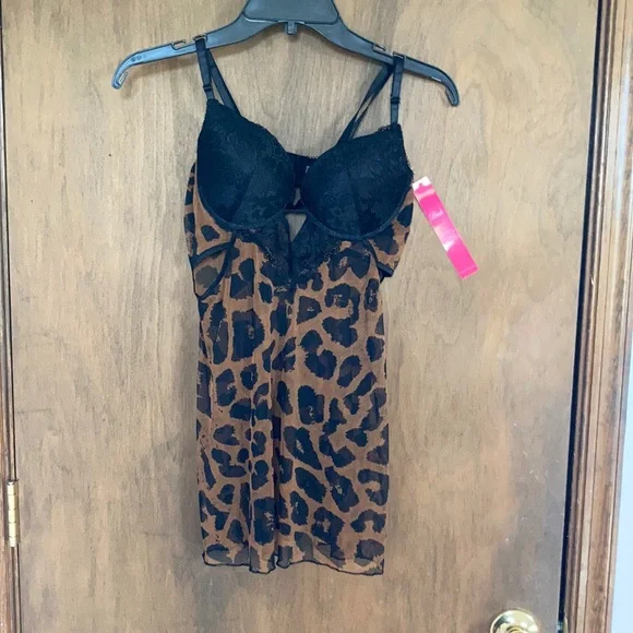 Relist 12/7 padded bust sheer animal print w lace detail & cut outs size M - Picture 3 of 17